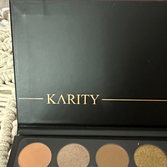 Karity Picante Eyeshadow Palette - Warm Tones - Picture 4 of 8